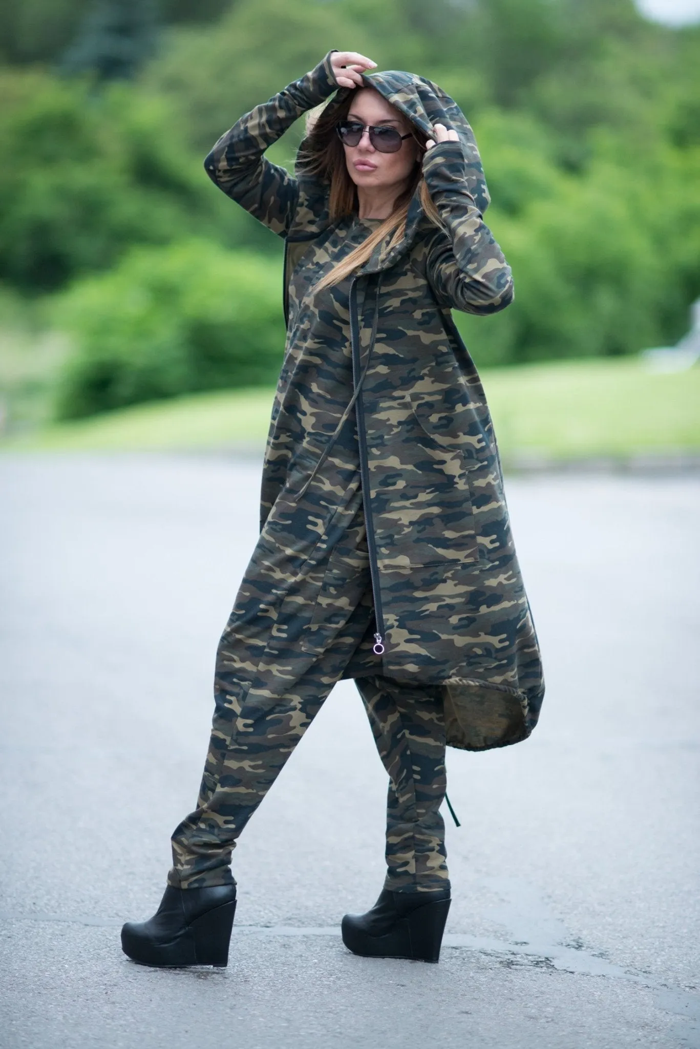 KAMILA Urban Style Hooded Outfit