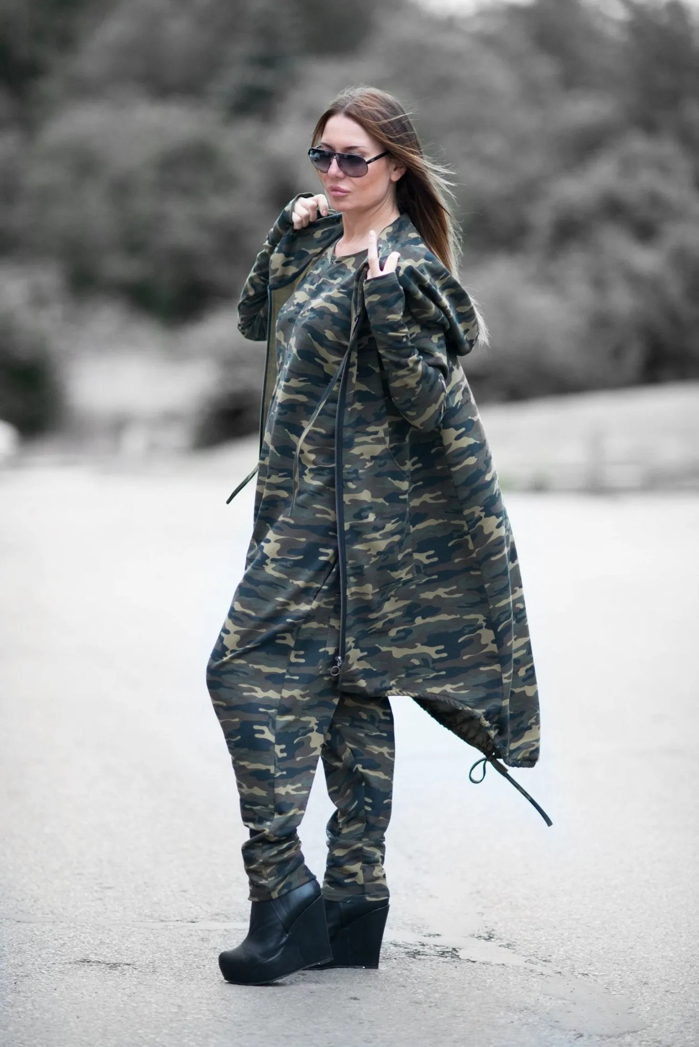 KAMILA Urban Style Hooded Outfit