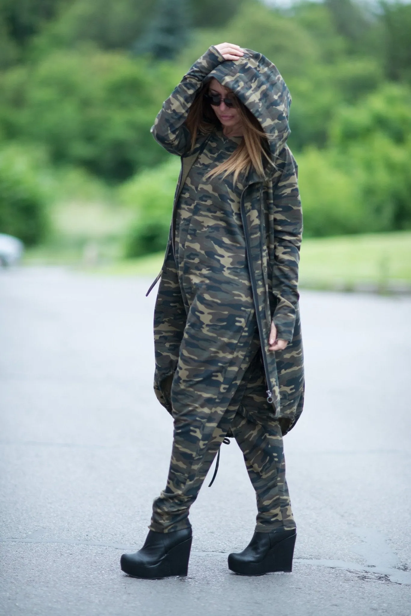 KAMILA Urban Style Hooded Outfit