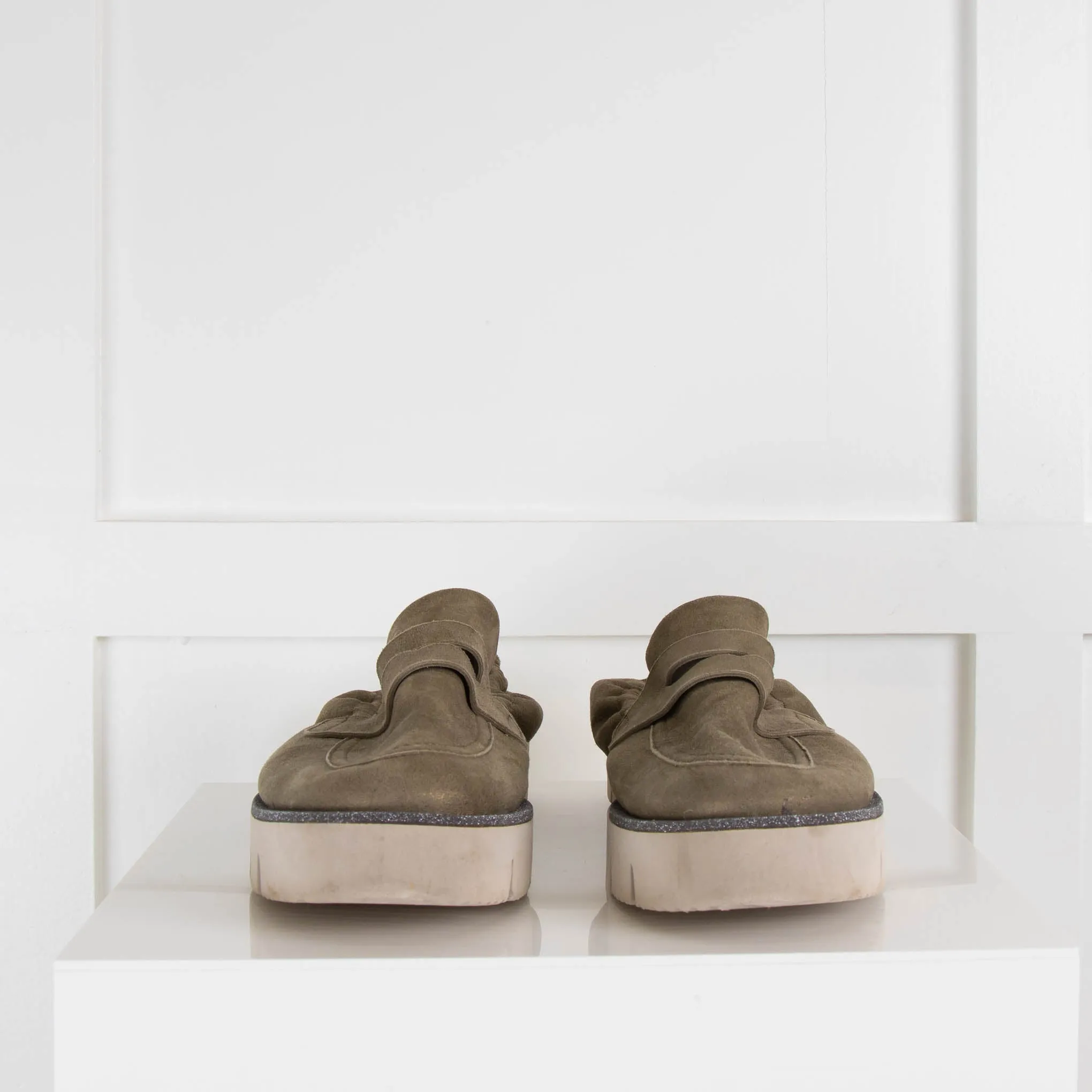 Kennel & Schmenger Khaki Suede Loafers