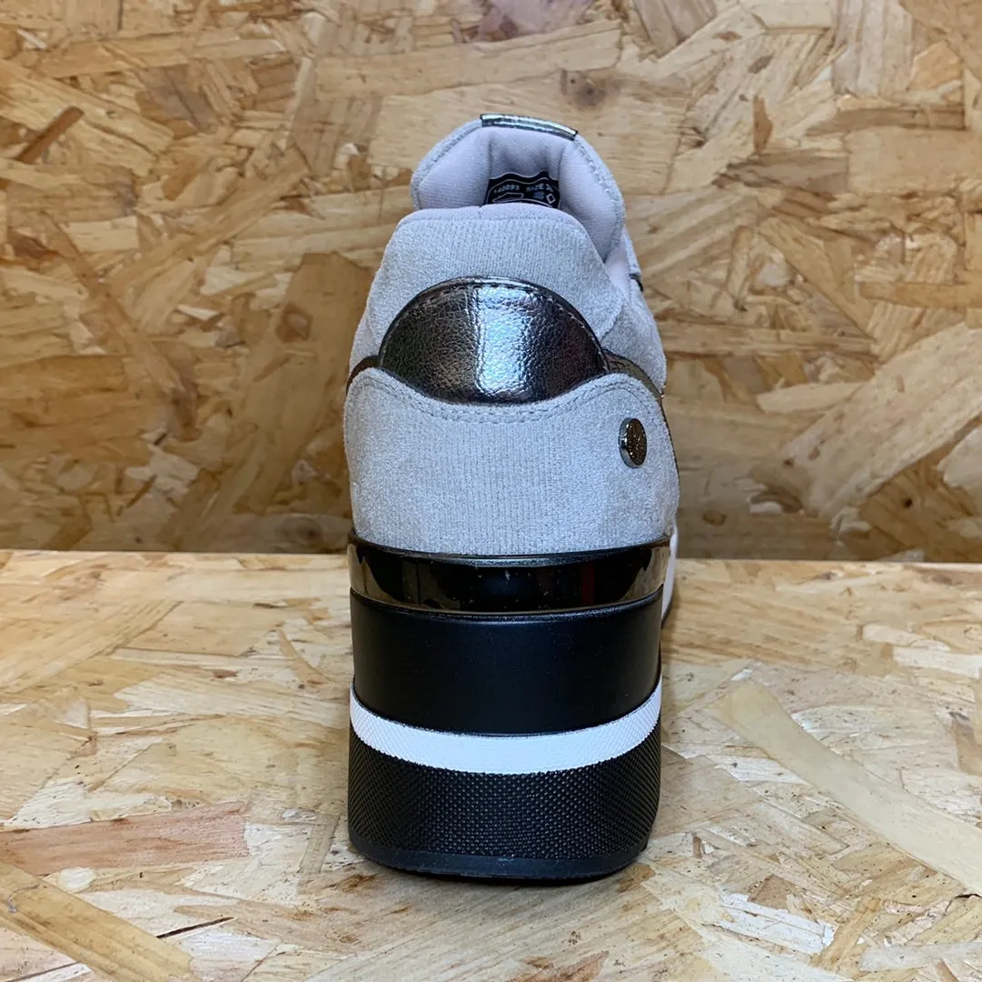 Xti Womens Fashion Wedged Heel Trainers - Ice